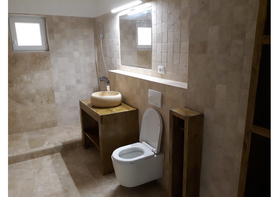 Consola pentru baie +suport hartie igienica 